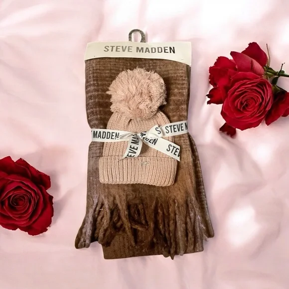 Steve Madden Brown Pom-Pom Beanie Hat & Scarf NWT - Picture 2 of 6